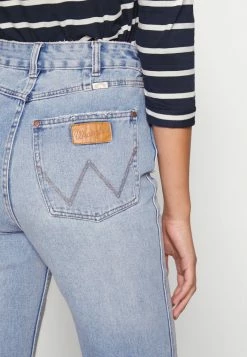 Billabong X WRANGLER - Bootcut Jeans - Blue Surf 7 Billabong X WRANGLER - Bootcut Jeans - Blue Surf -Billabong Shop 04ecdab8975d4489a87def8c2044a2c0