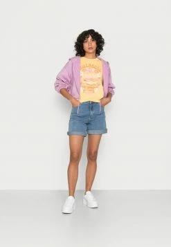 Billabong GO YOUR OWN WAY - Print T-shirt - Pineapple -Billabong Shop 0deb5f74510d48fc8013e315820b047e