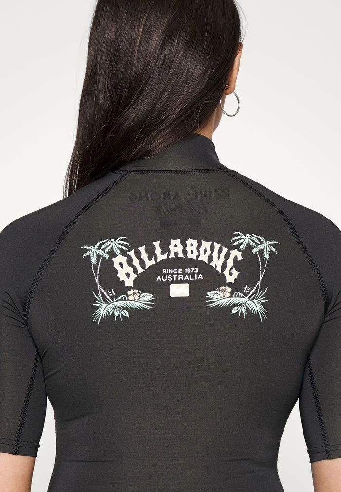 DESIGN SHORT SLEEVES RASHGUARD - Bikini top - black pebble Billabong DESIGN SHORT SLEEVES RASHGUARD - Bikini Top - Black Pebble -Billabong Shop 46d0bc3ed402485e9ed621562f2a43db
