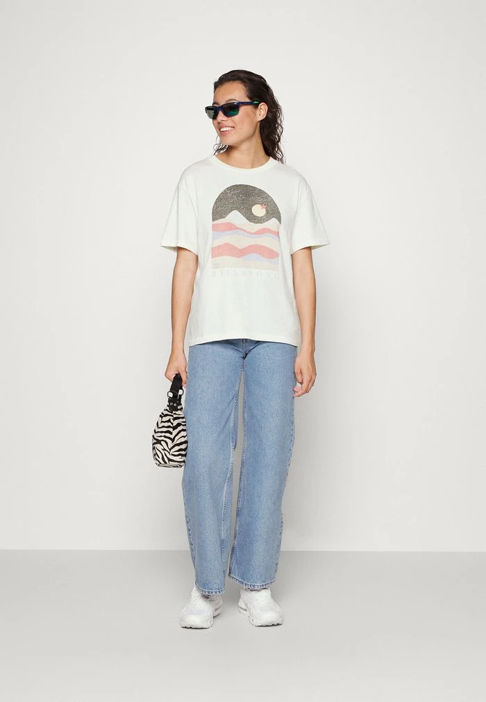 SOMETHING IN THE WAY - Print T-shirt - salt crystal Billabong SOMETHING IN THE WAY - Print T-shirt - Salt Crystal -Billabong Shop 5d5ca15089364b1a9cd8fc11b4840062