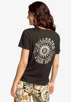 Billabong MANCHES COURTES - Print T-shirt - Off Black -Billabong Shop 77db8f0087b647ada9c90fa62bb5fdbe